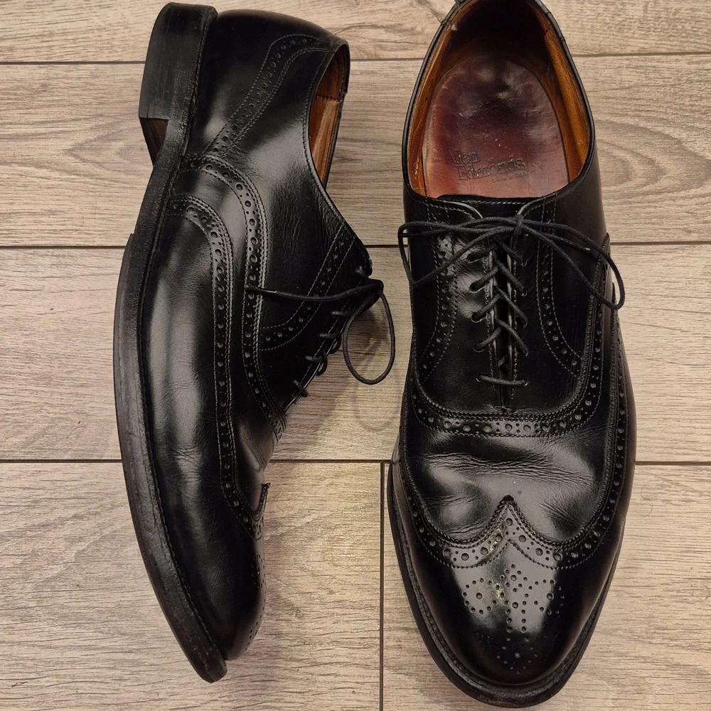 Allen Edmonds oxford wingtip signs